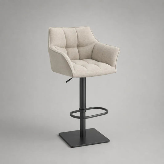 Sgabello da bar girevole regolabile in poliestere beige con braccioli e base quadrata in acciaio nero, 55 x 53 x 88-109 cm