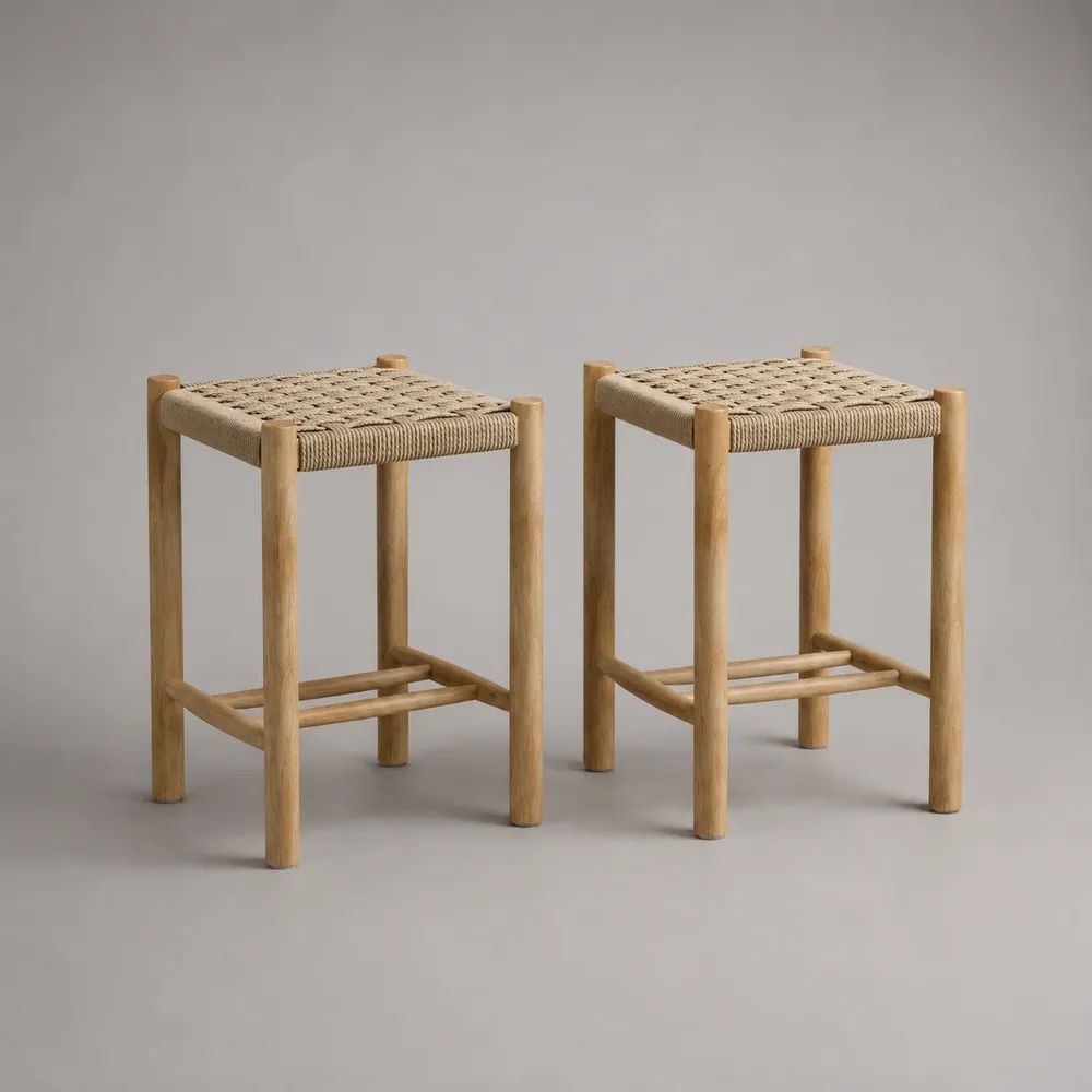 Set di 2 sgabelli da bar in legno massello con seduta quadrata intrecciata, legno naturale e beige, 40 × 40 × 70 cm