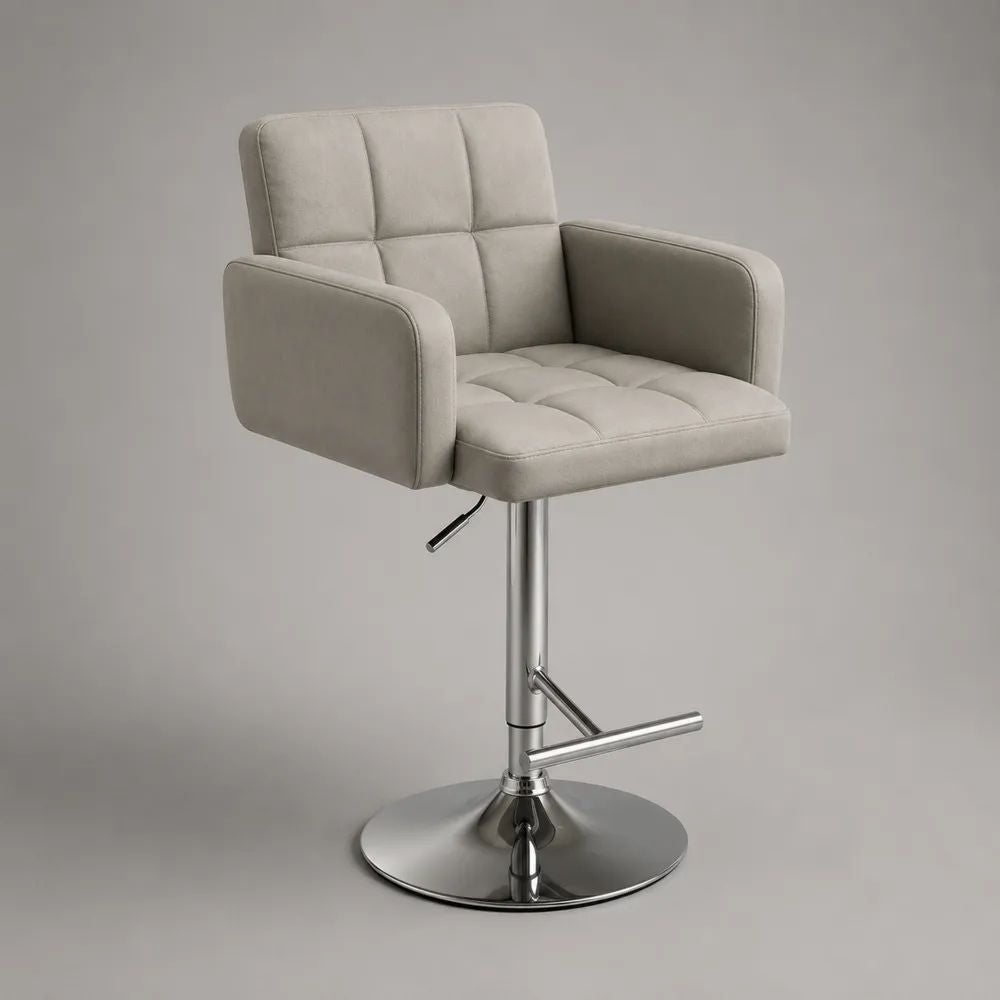 Sgabello da bar girevole regolabile in altezza con braccioli, rivestimento in poliestere beige e struttura in acciaio cromato, 55 x 52 x 88-108 cm